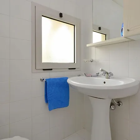 アパート Inviting With Pool And Solarium *